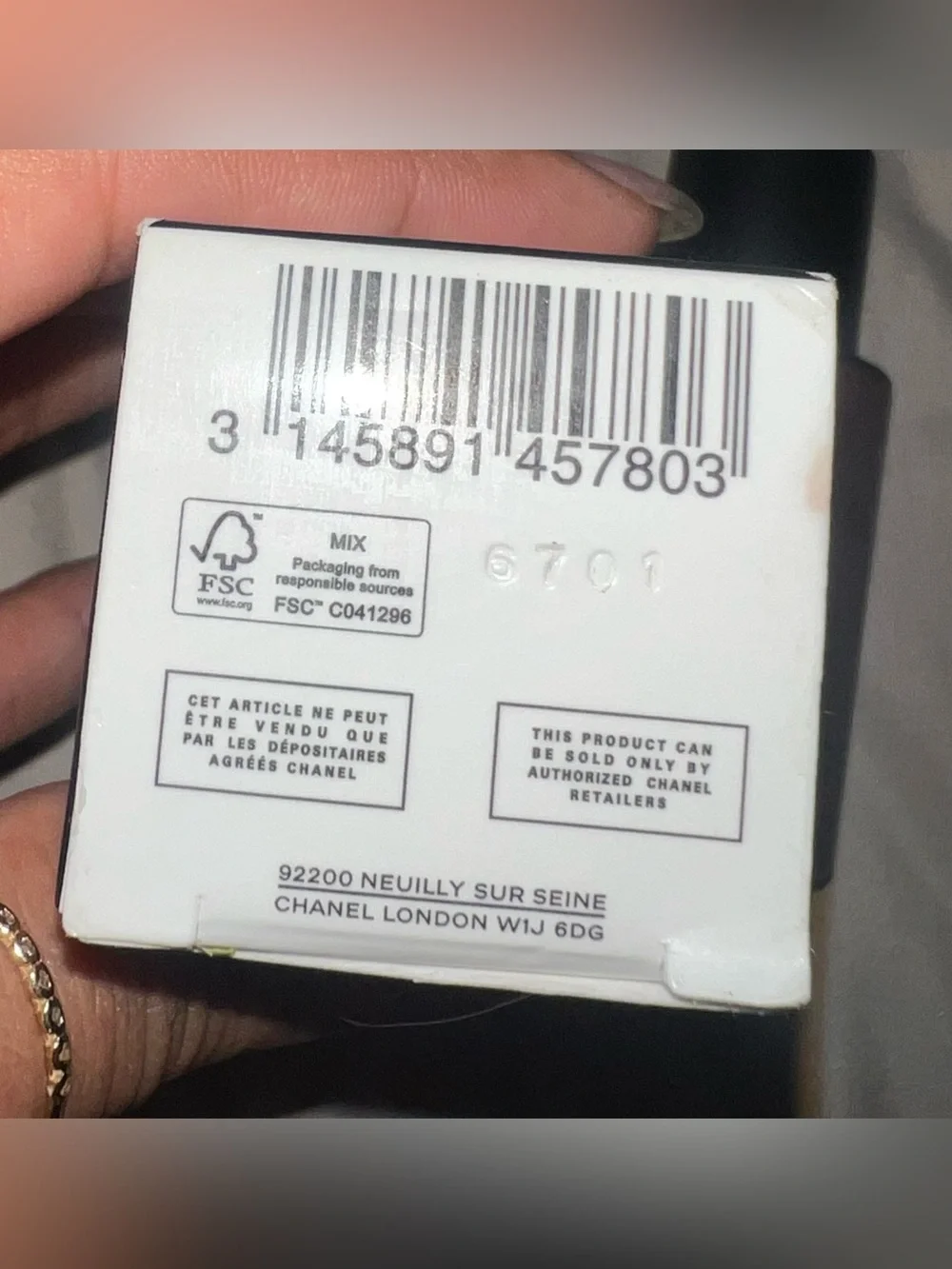 CHANEL N°1 de CHANEL Foundation - Deep Brown Shade BR172 new with box